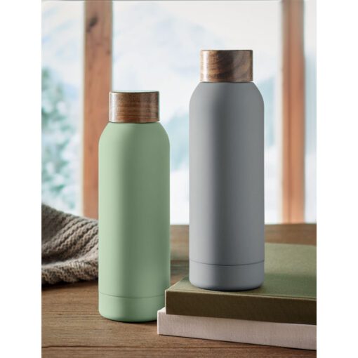 Geiser ümbertöödeldud terasest veepudel 700ml